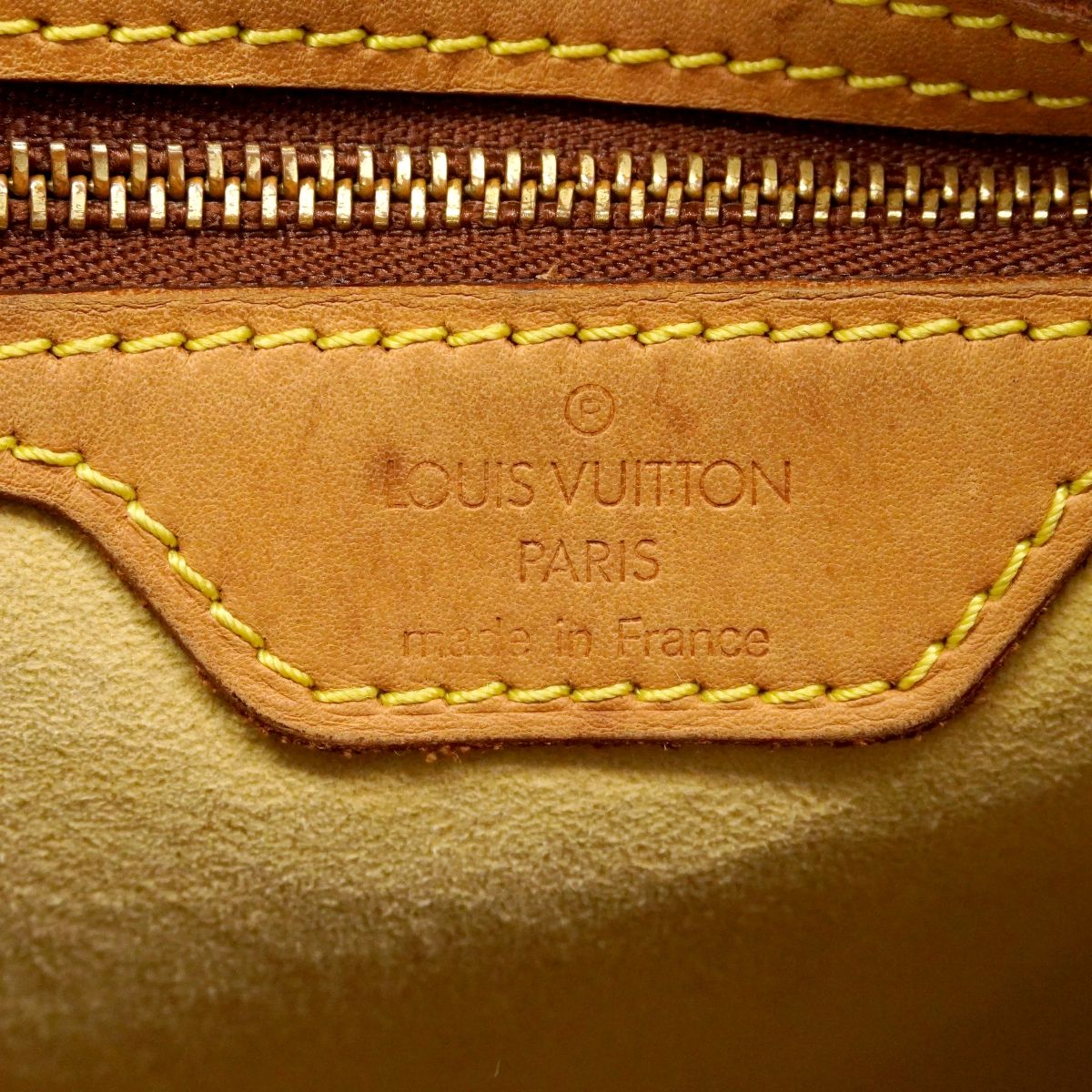Louis Vuitton Shoulder Bag Monogram Looping GM Brown — view 5