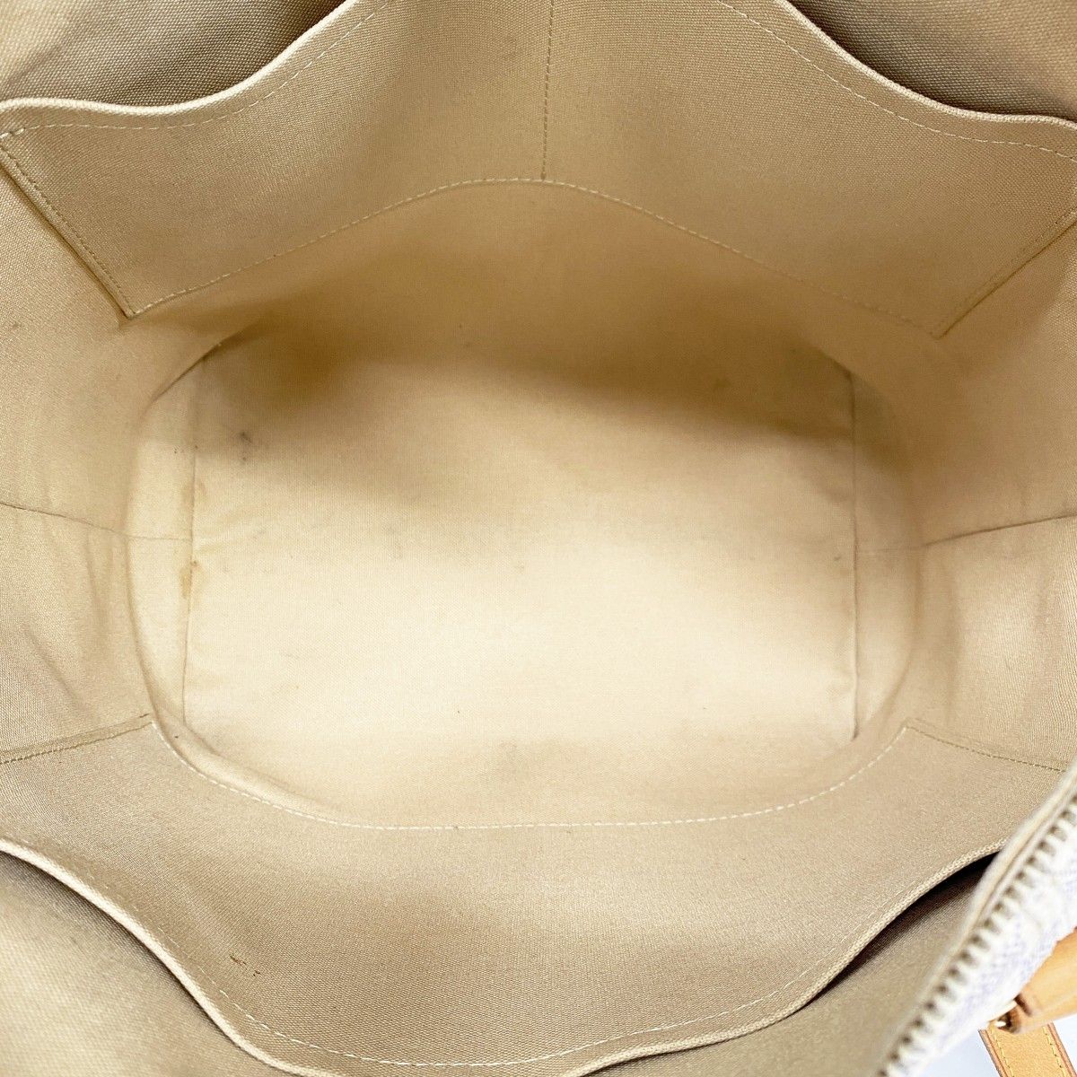 Louis Vuitton Tote Damier Azur Totally MM White — view 4