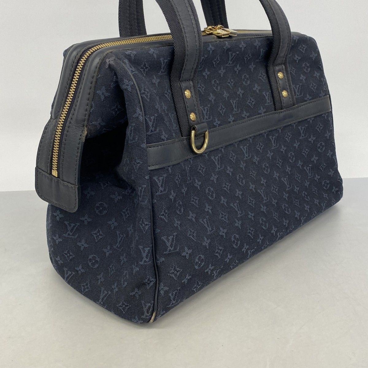 Louis Vuitton Handbag Monogram Mini Josephine GM Blue — view 2