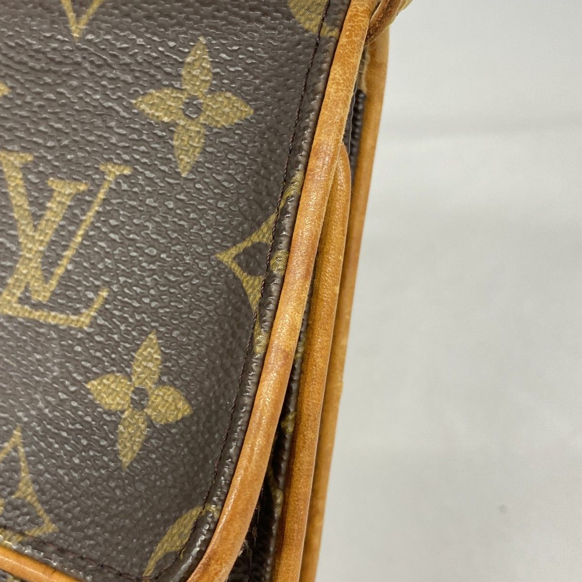 Louis Vuitton Shoulder Bag Monogram Pochette Twin GM Brown — view 8