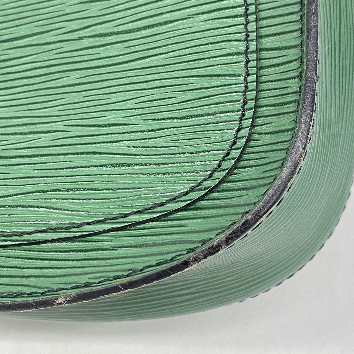 Louis Vuitton Shoulder Bag Epi Saint Cloud Borneo Green — view 6
