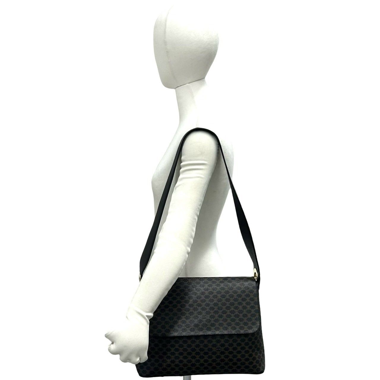 Celine Vintage Macadam Blason Triomphe Pattern Leather Shoulder Bag Black — view 2