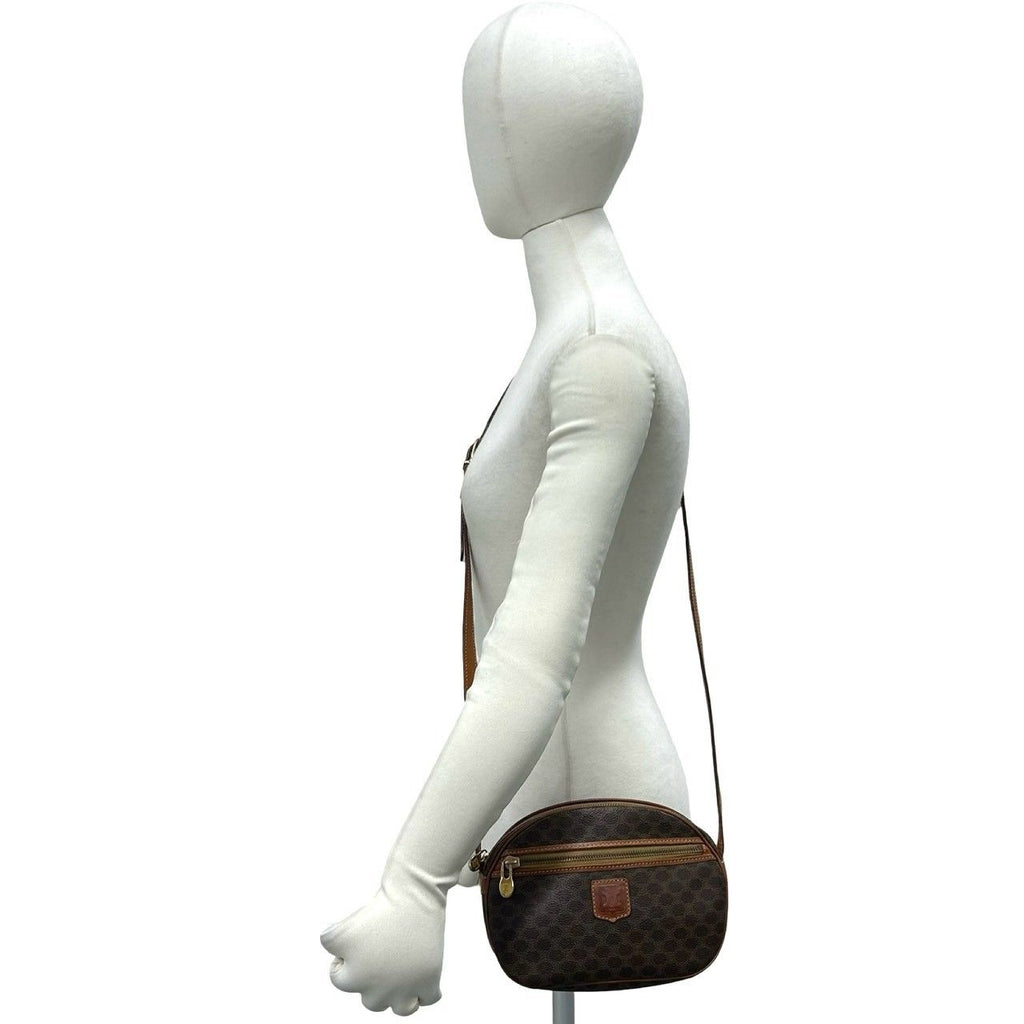 Celine Vintage Macadam Blason Triomphe Leather Mini Shoulder Bag Pochette Brown — view 2
