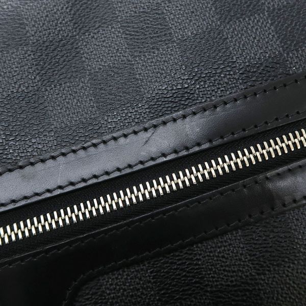 Louis Vuitton Damier Mick MM Messenger — view 7