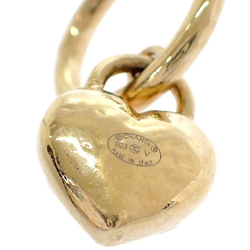 Chanel CC Logo Heart Hoop Earrings Included Metal Gold — view 7