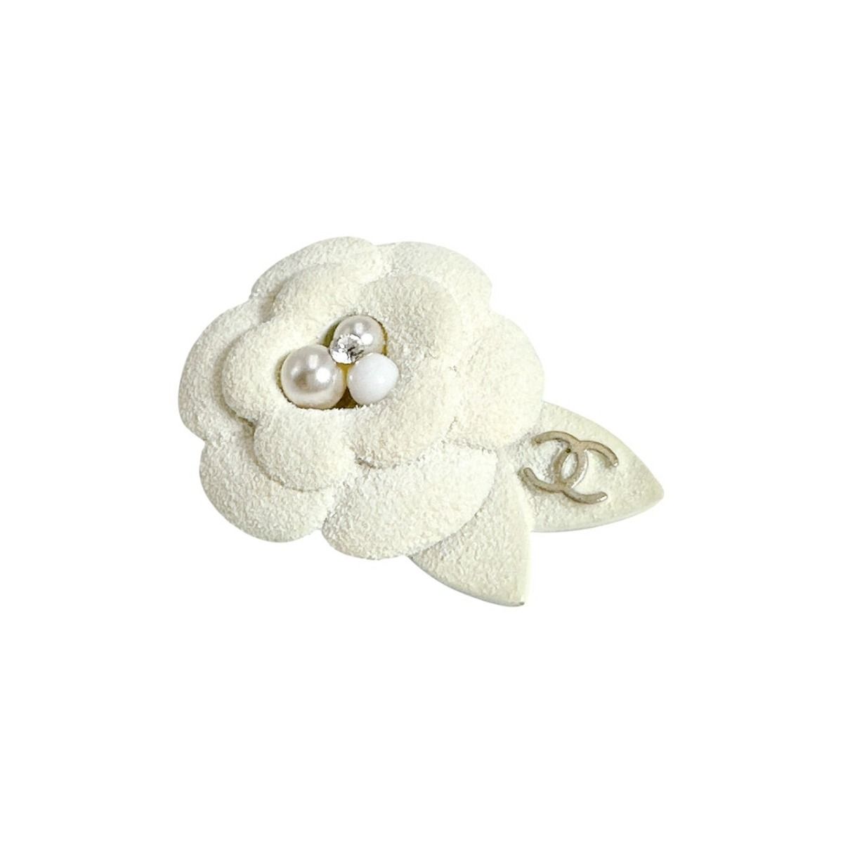 Chanel White Brooch — view 3