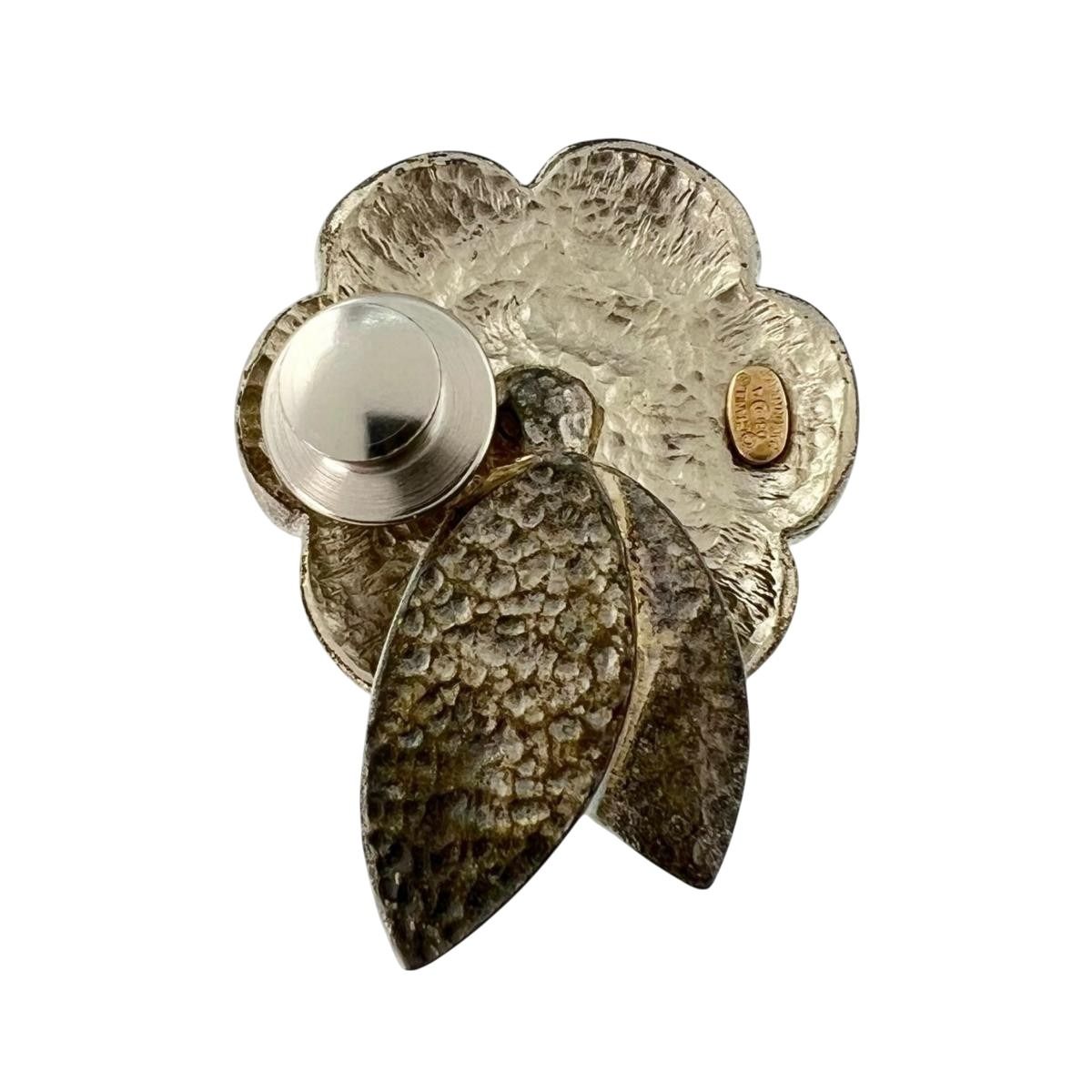 Chanel White Brooch — view 5