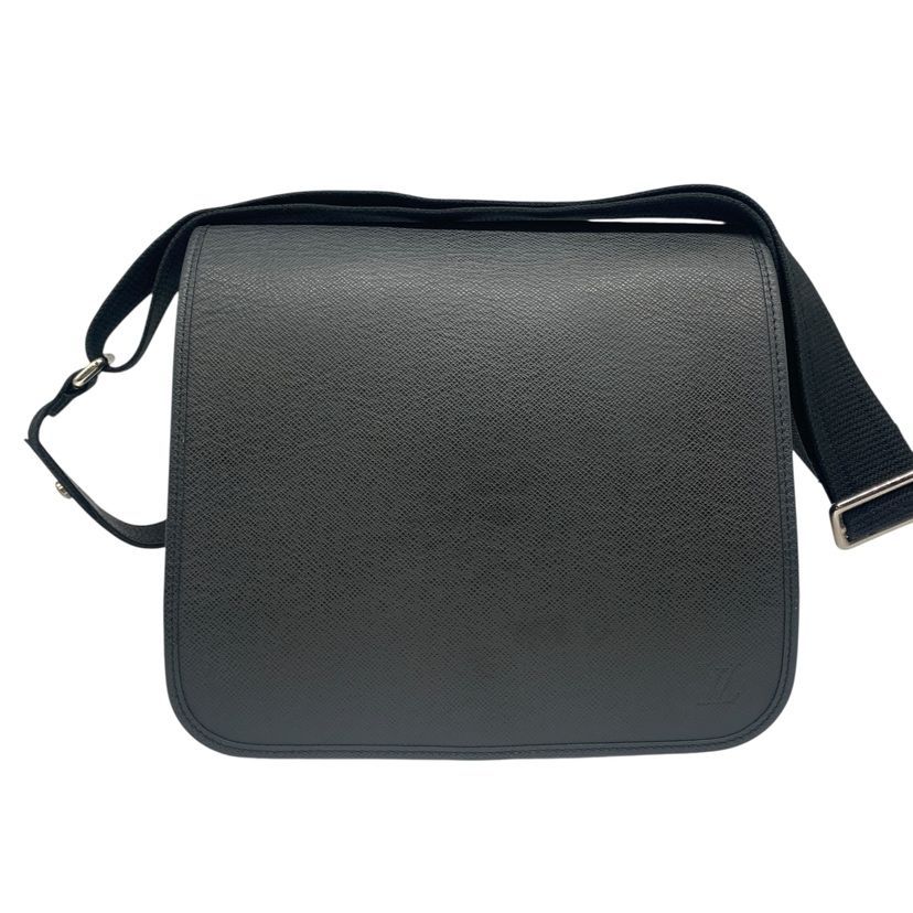 Louis Vuitton Taiga Black Shoulder Bag Andrey