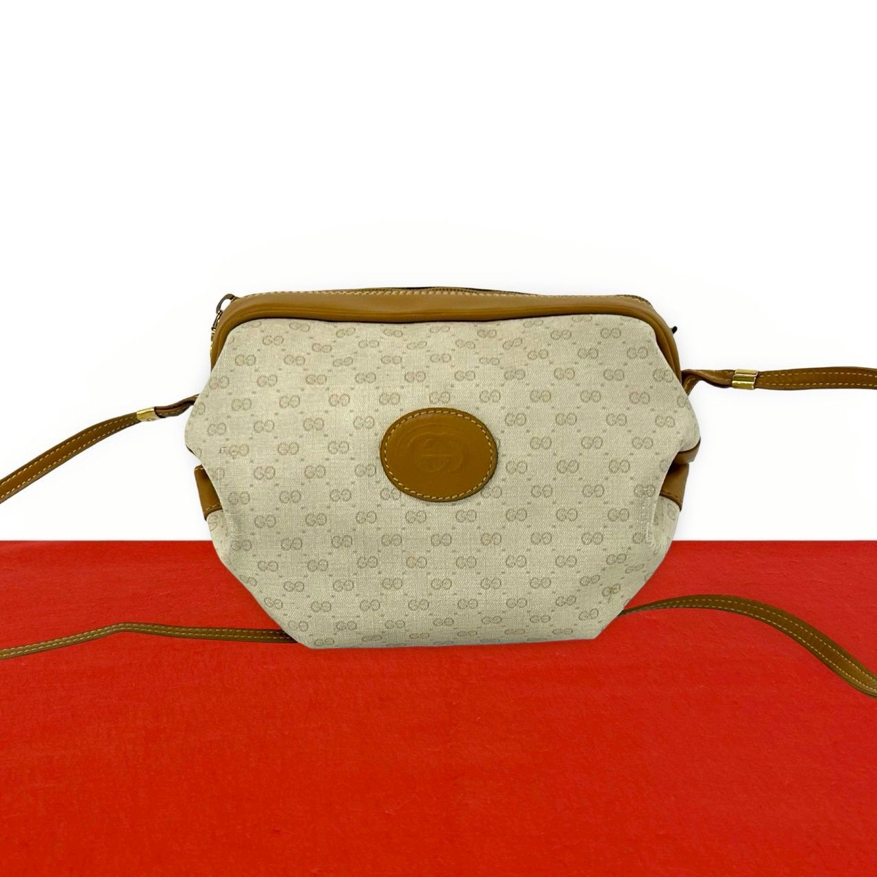Gucci Vintage Micro GG Logo Leather Shoulder Bag Pochette Ivory Brown