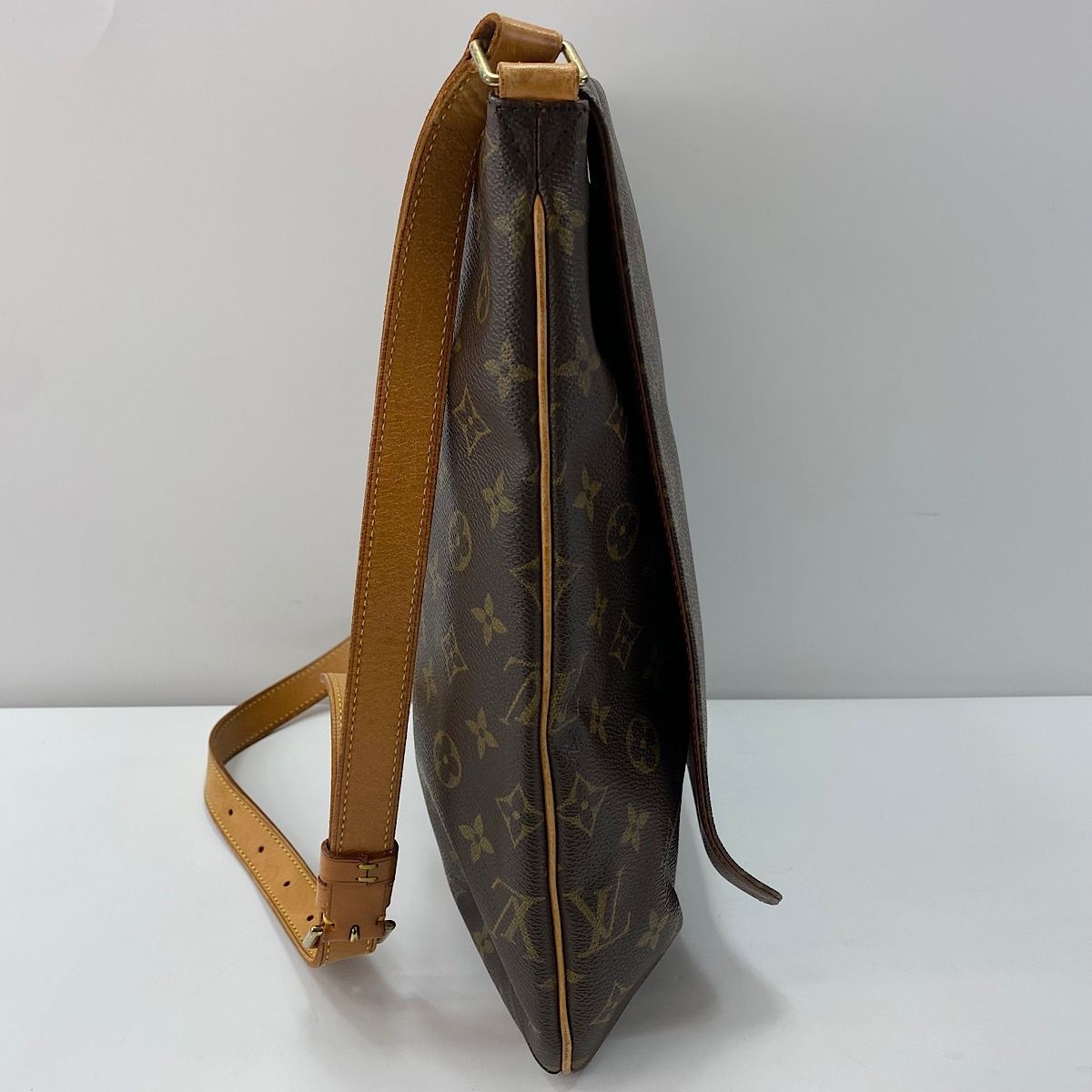 Louis Vuitton Shoulder Bag Musette — view 6
