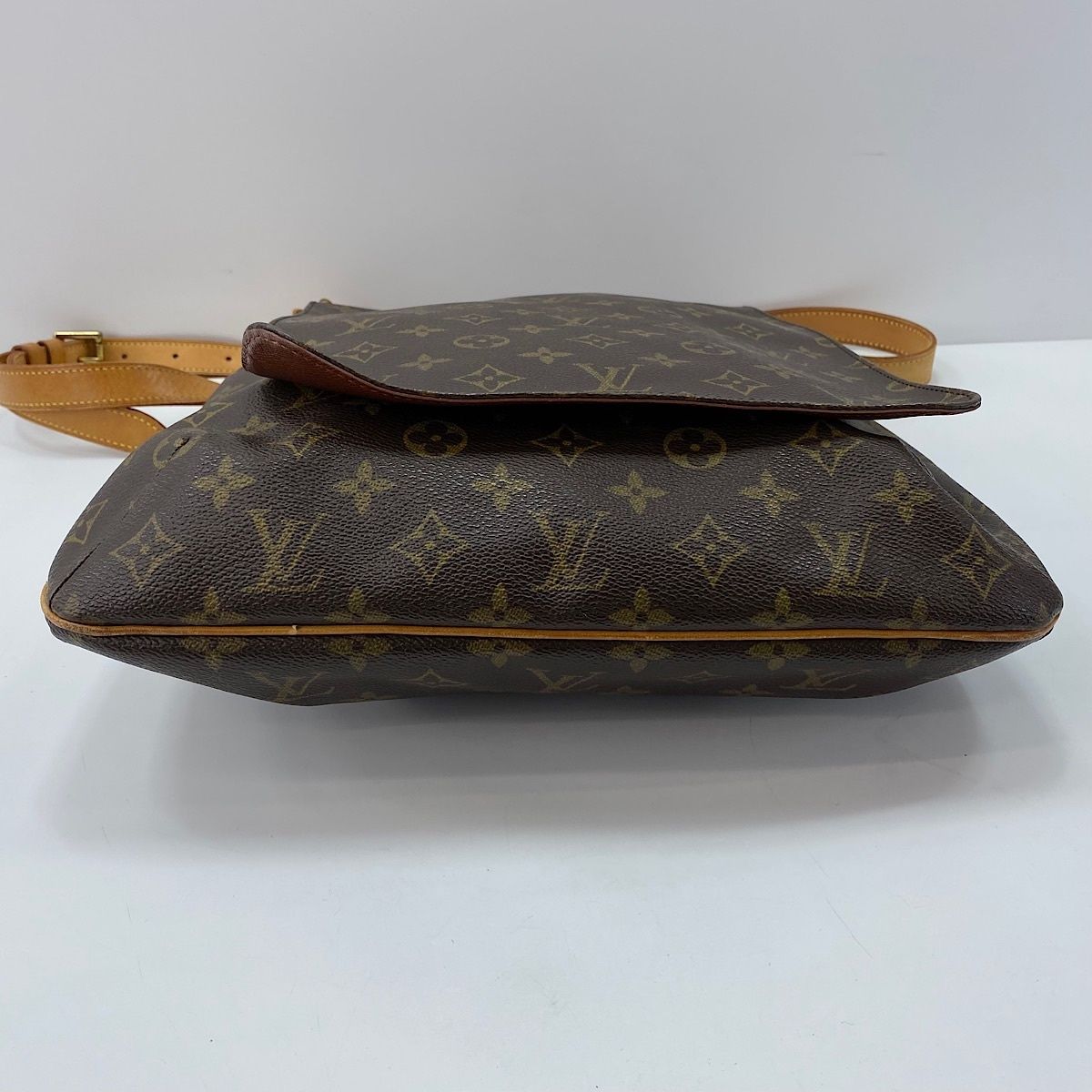 Louis Vuitton Shoulder Bag Musette — view 7