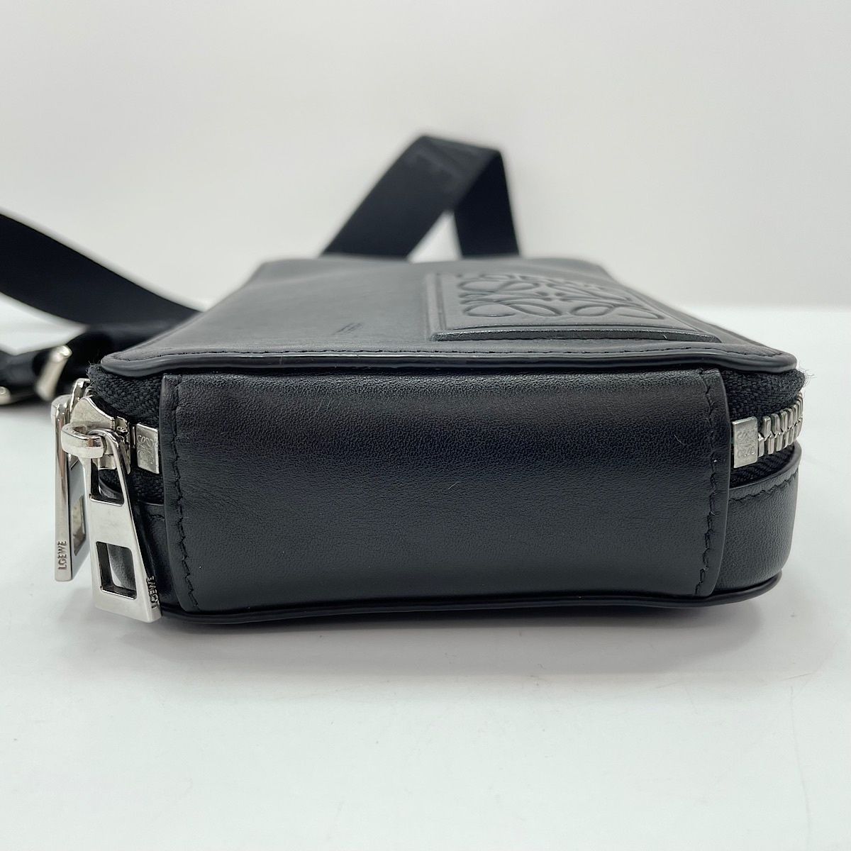 Loewe Shoulder Bag Black — view 7