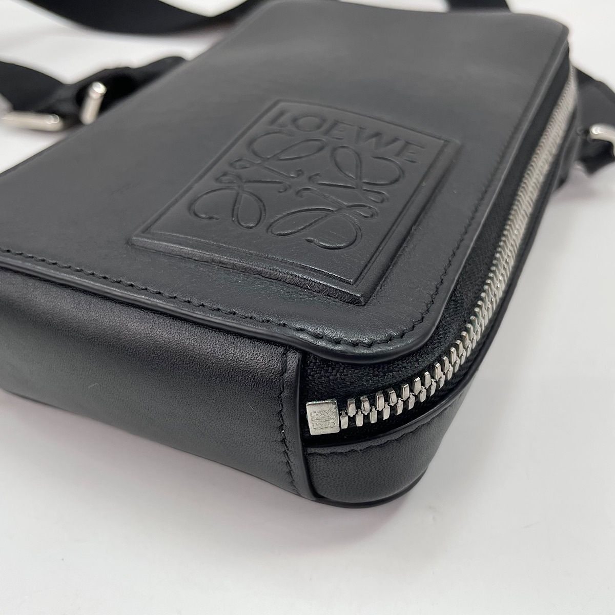 Loewe Shoulder Bag Black — view 8