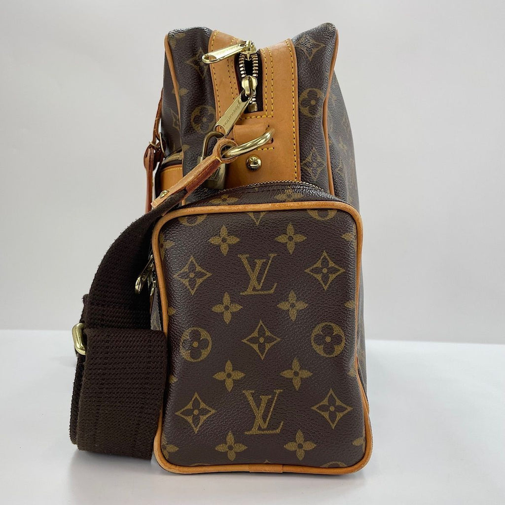 Louis Vuitton Shoulder Bag Sac Swoosh — view 6