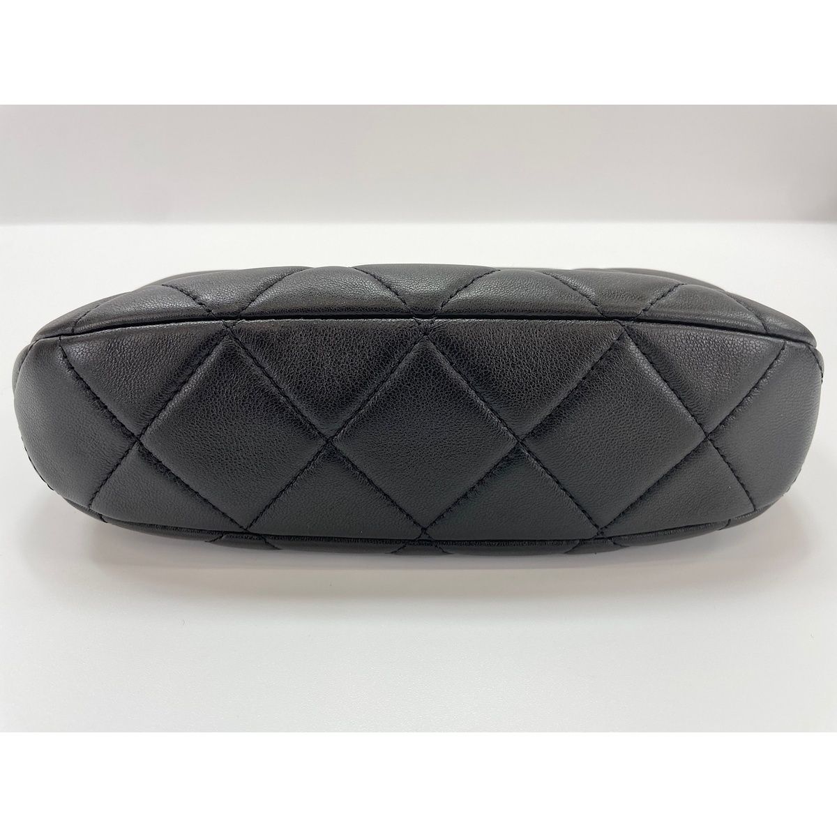 Chanel Shoulder Bag Quilted — view 6