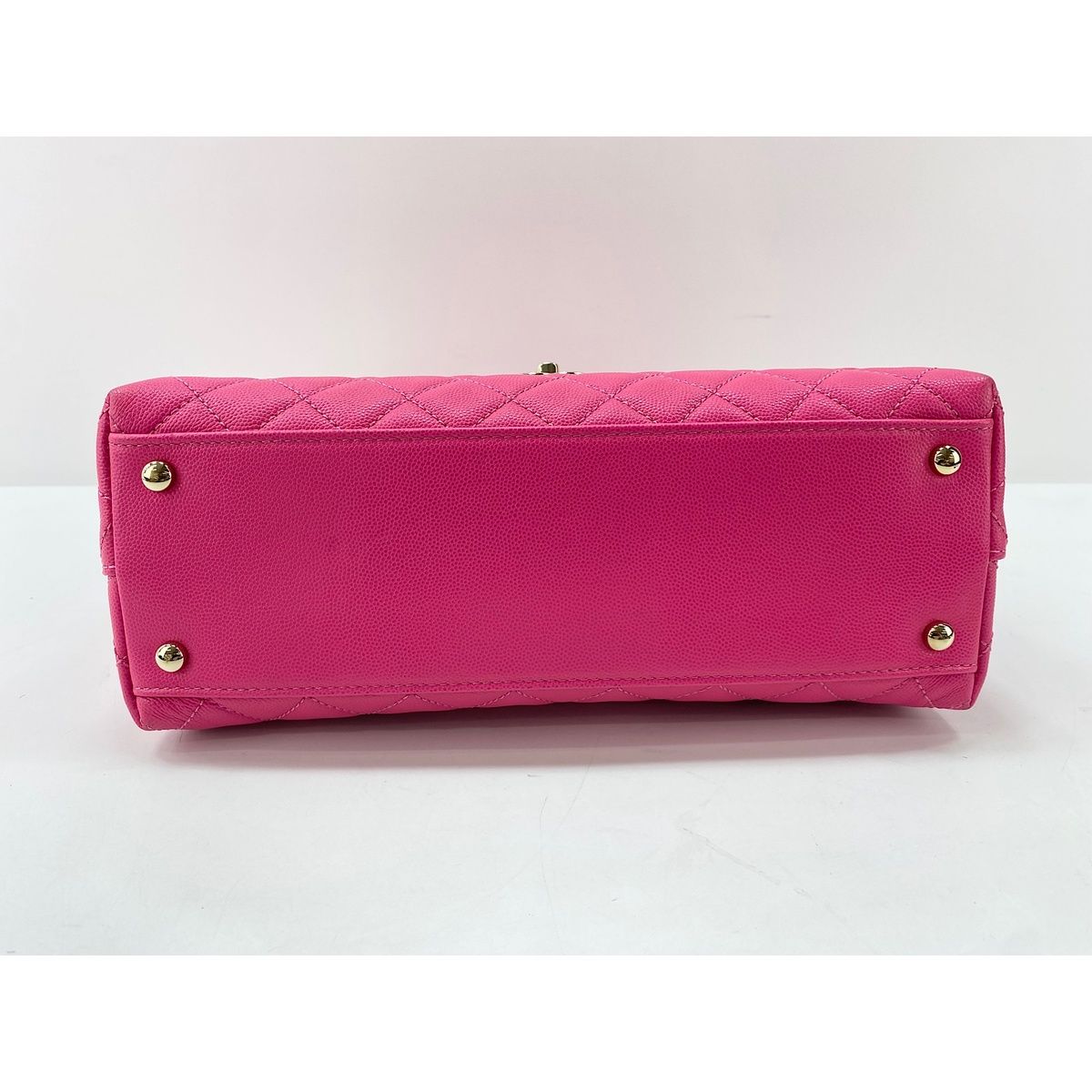 Chanel Handbag Coco Handle Quilted — view 5