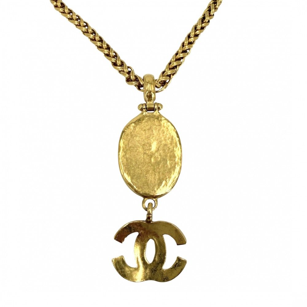 Chanel Necklace CC Logo Long Tiger Eye Gold — view 2