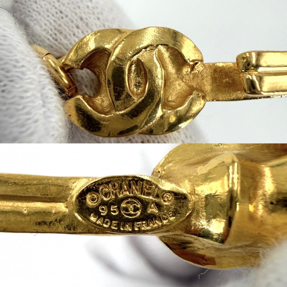 Chanel Necklace CC Logo Long Tiger Eye Gold — view 5