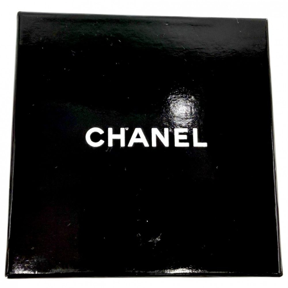 Chanel Bangle Bracelet CC Logo Vintage Quilted Gold Plated — view 7