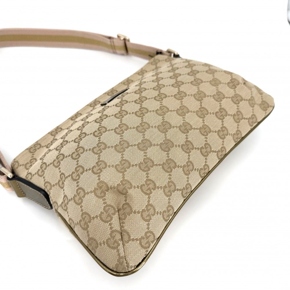 Gucci Shoulder Bag GG Canvas Beige Gold — view 3