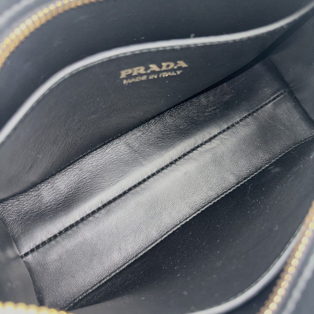 Prada Shoulder Bag Esplanade Bicolor Leather Khaki Black Gold — view 4