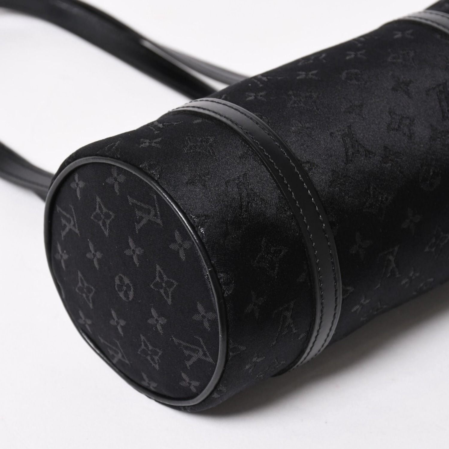Louis Vuitton Little Papillon Handbag Monogram Black Silver — view 7