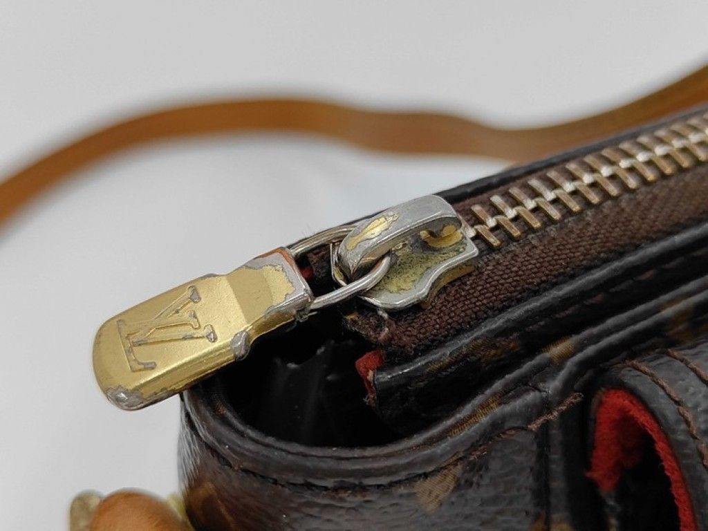 Louis Vuitton Shoulder Bag Viva Cite PM Brown Monogram Gold — view 8