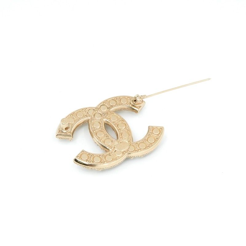 Chanel Brooch Corsage Gold CC Logo Rhinestone — view 4