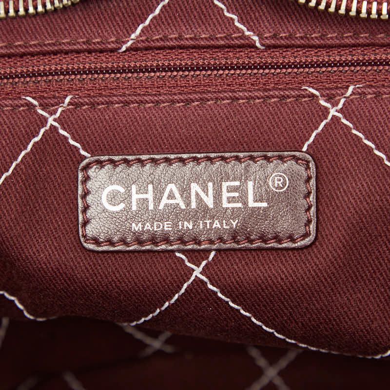 Chanel on the Road CC Logo Wild Stitch Tote Shoulder Bag White Caviar Leather — view 9
