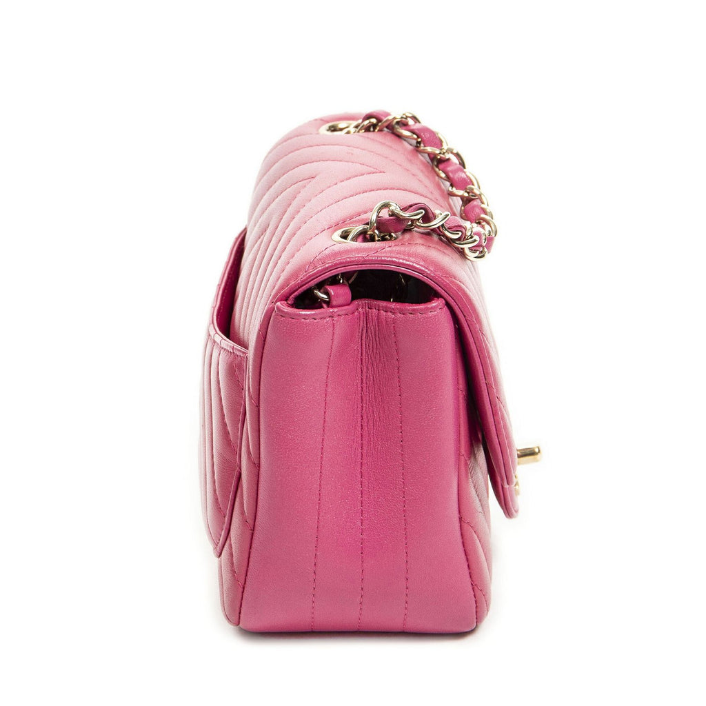 Chanel Square Classic Single Flap Fuchsia Quilted Chezblanc Leather — view 4