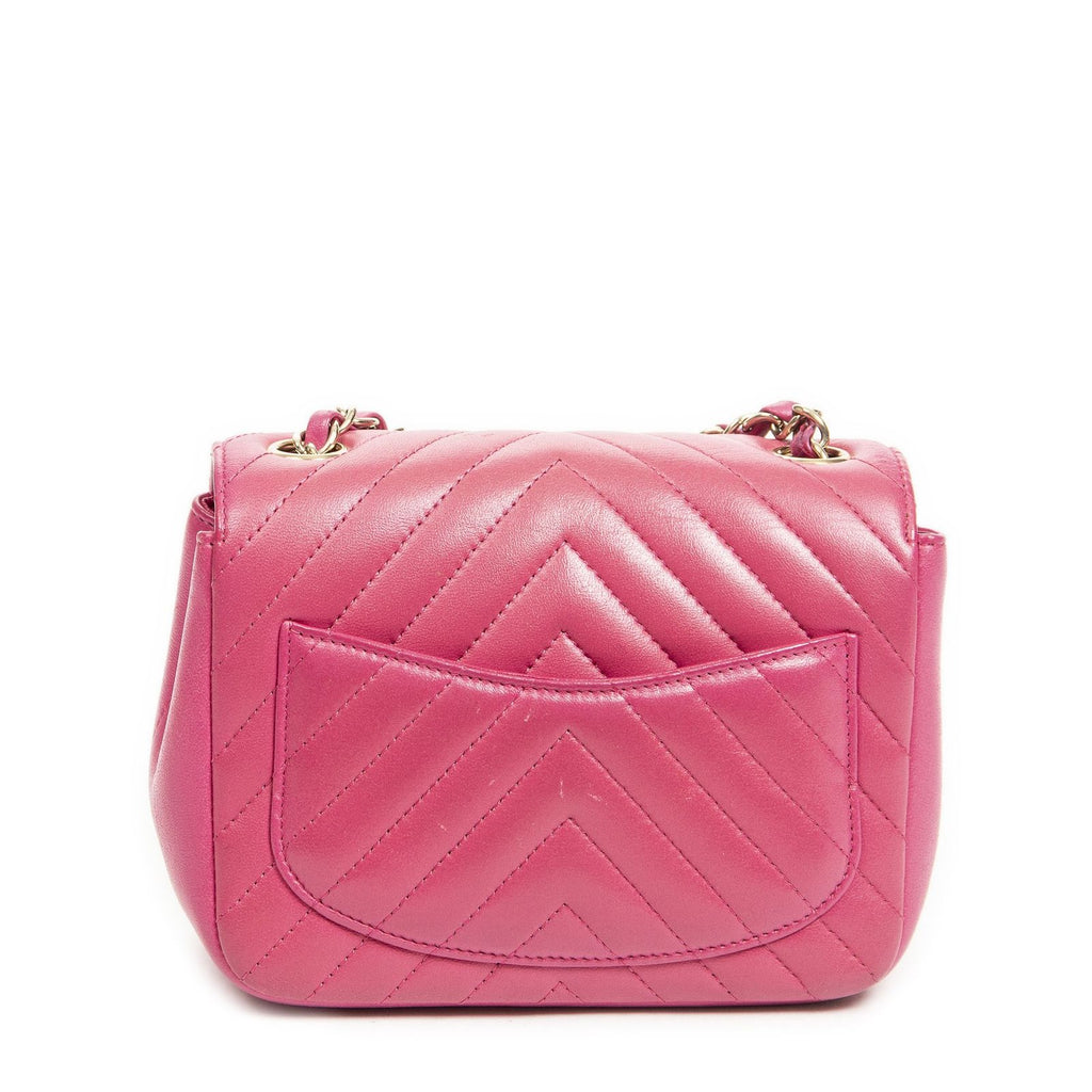 Chanel Square Classic Single Flap Fuchsia Quilted Chezblanc Leather — view 5
