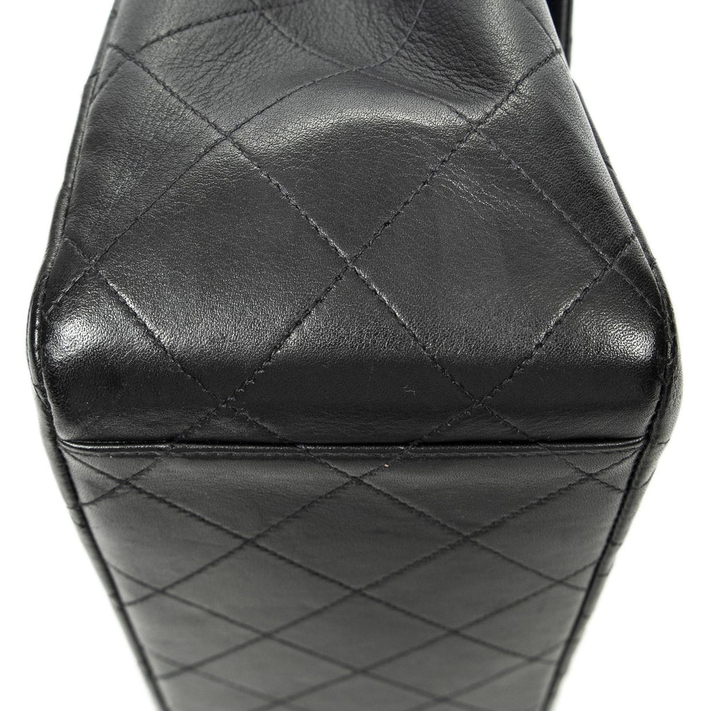 Chanel Maxi Jumbo XL Flap Black Quilted Lambskin Leather — view 7