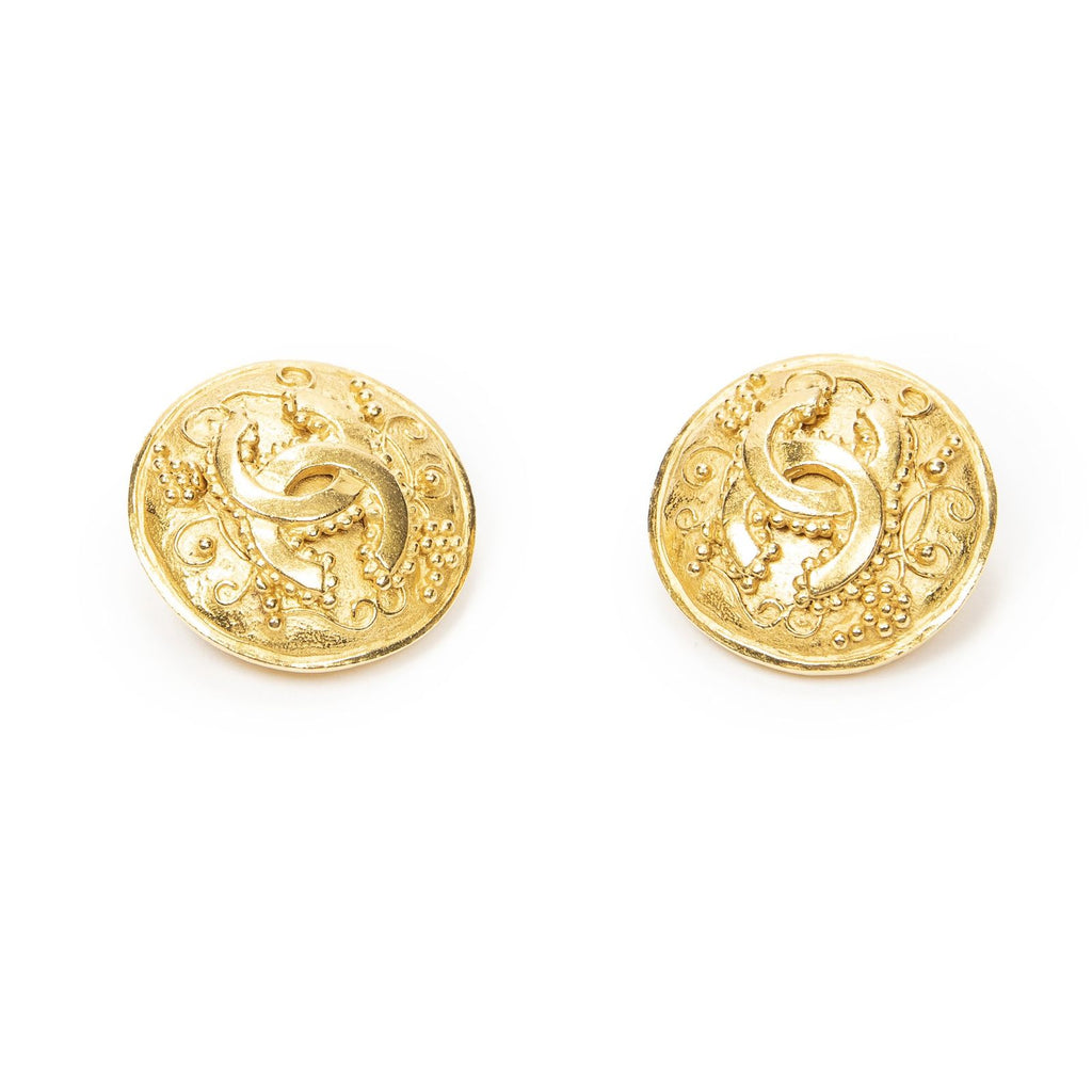 Chanel CC Logo Round Clip Type Earrings Gold Plated