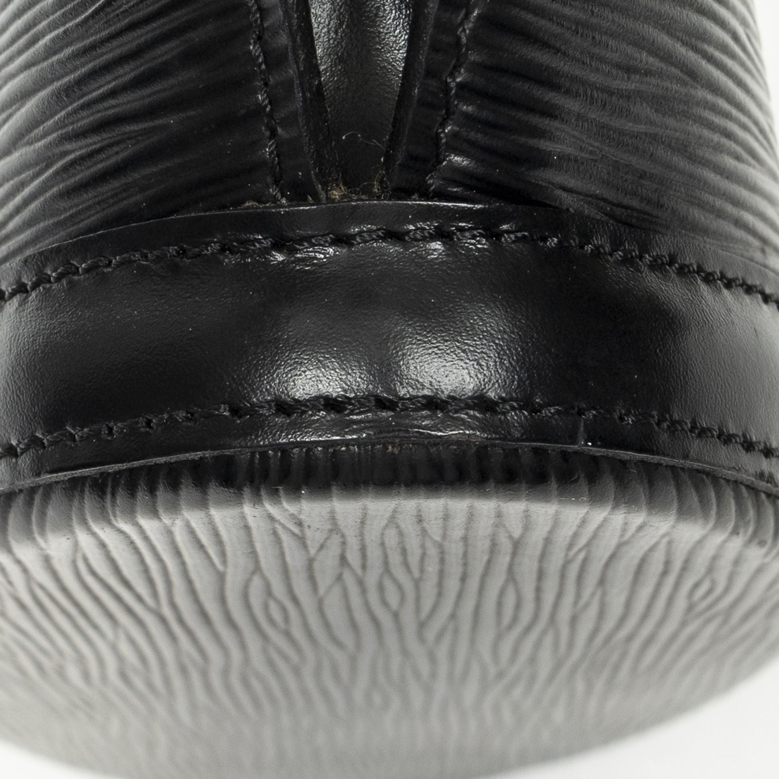 Louis Vuitton Saint Jacques Black Epi Handbag — view 7