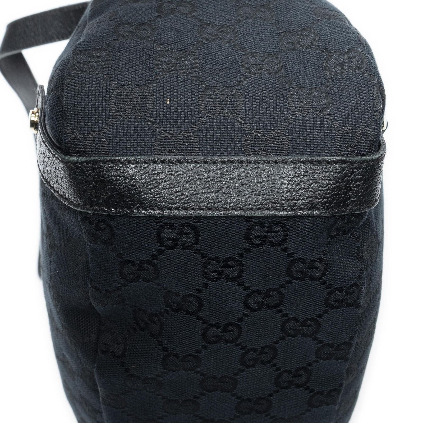 Gucci Abbey Hobo Diagonal Black GG Canvas — view 7