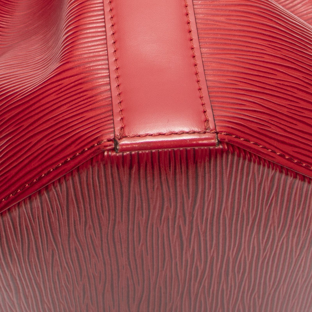 Louis Vuitton Sac Deportred Epi Shoulder — view 8