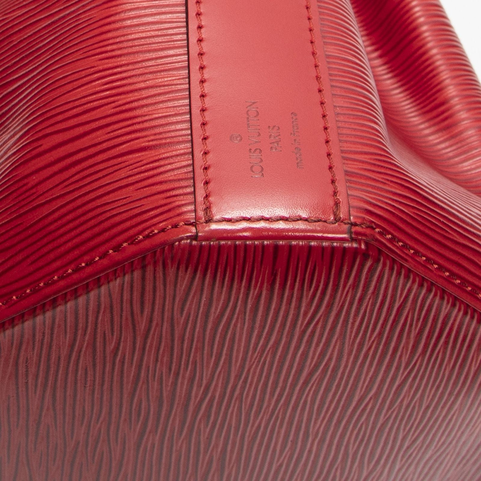 Louis Vuitton Sac Deportred Epi Shoulder — view 7