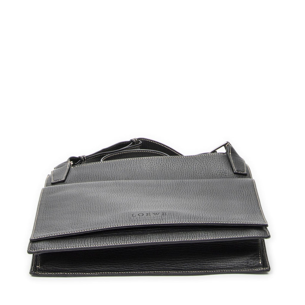 Loewe Flatmessenger Black Grain Calf Leather Shoulder — view 6