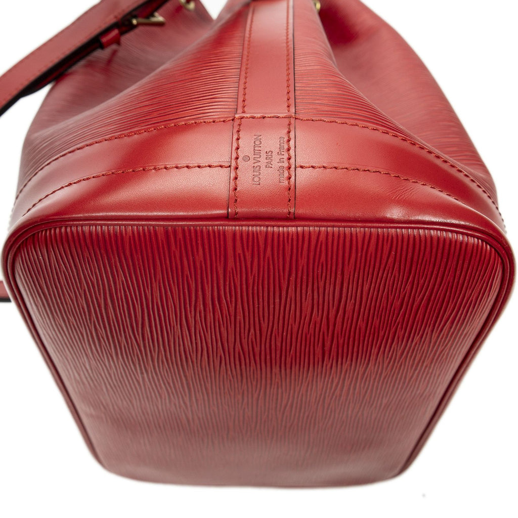 Louis Vuitton Noe Red — view 8