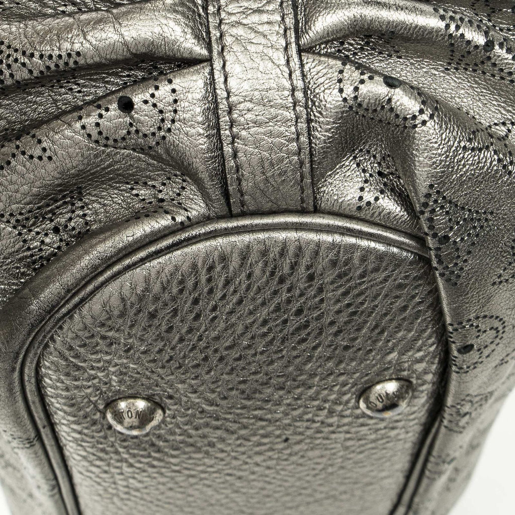 Louis Vuitton Xs Argent Mahinaleather Shoulder — view 7