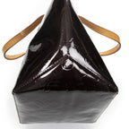 Louis Vuitton Bellevue Amarante Monogram Vernis Handbag — view 7