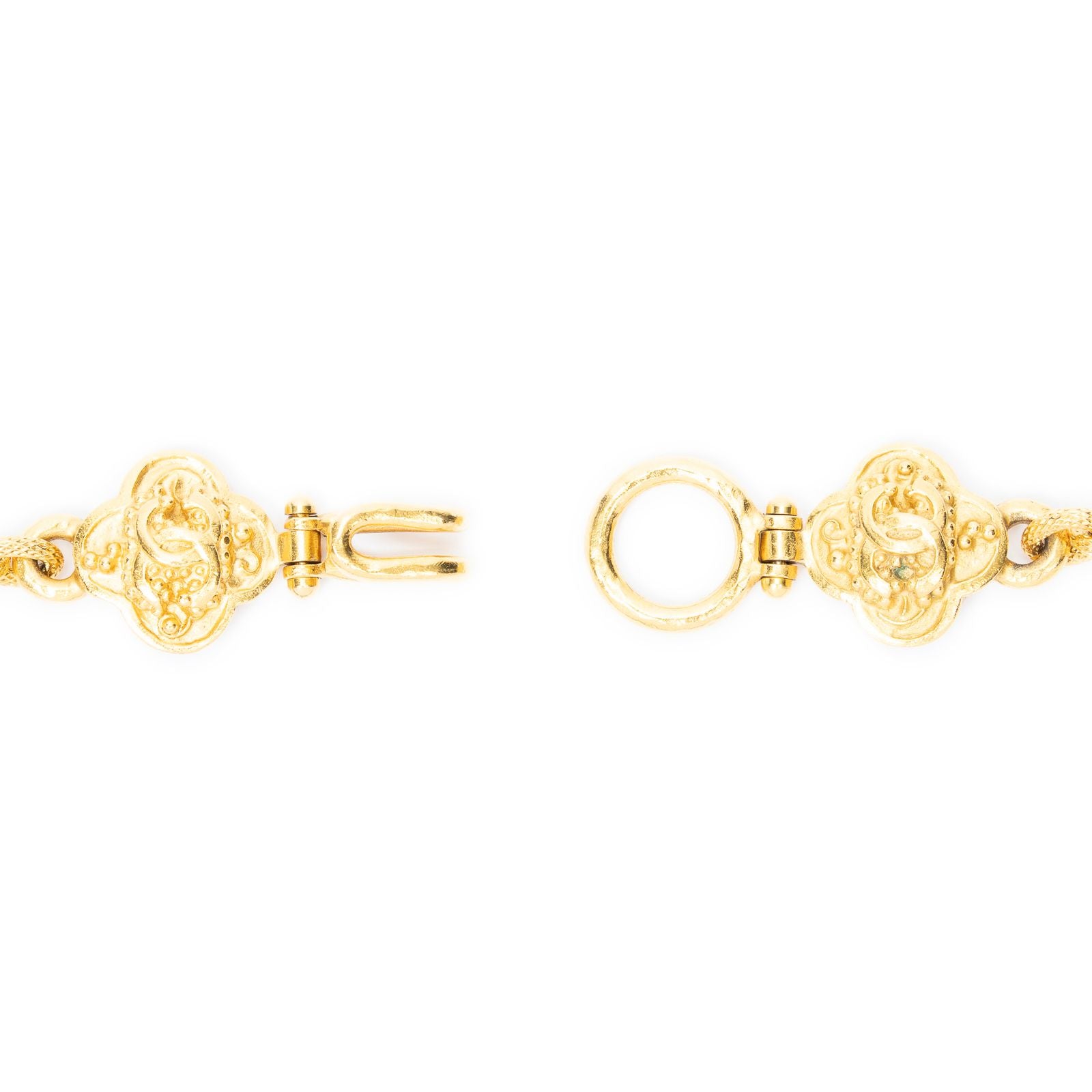 Chanel CC Logo Clover Pendant Chain Necklace Gold Plated — view 3