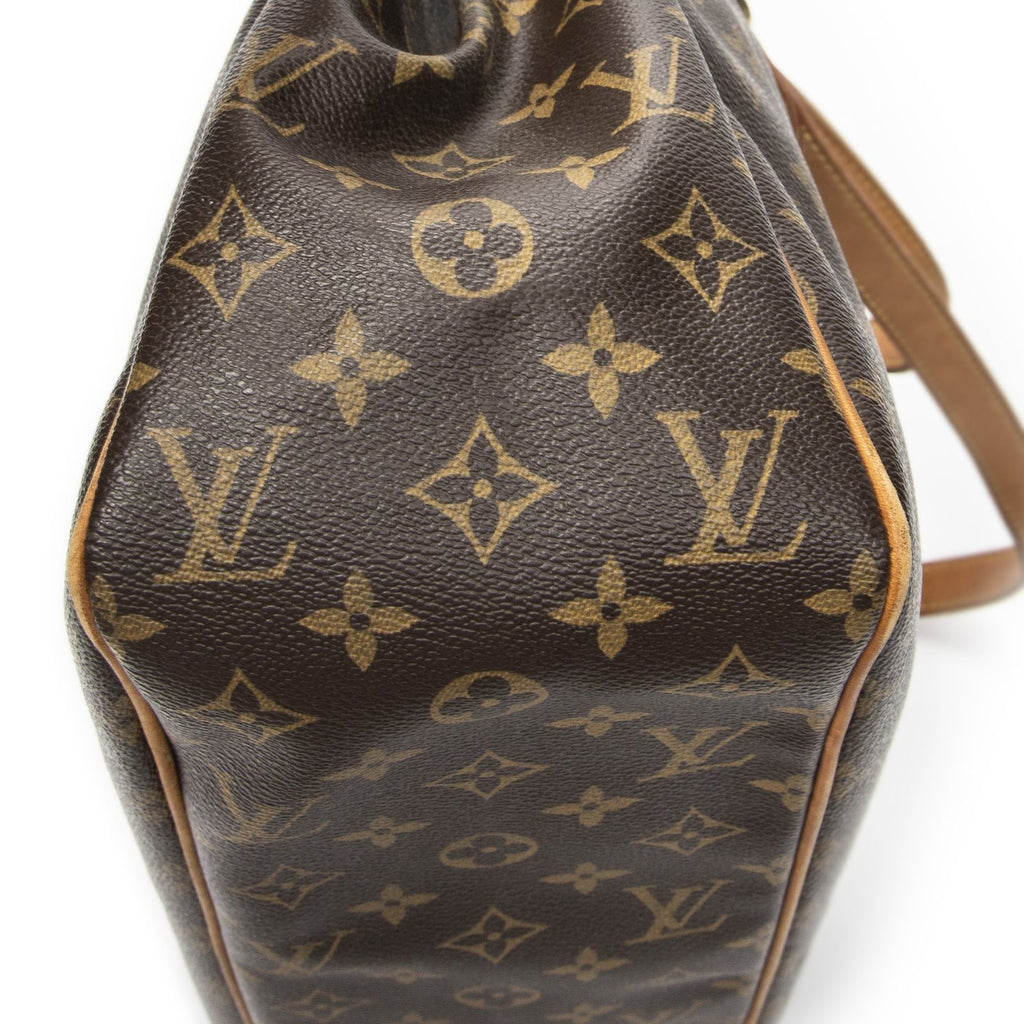 Louis Vuitton Batignolles Shoulder — view 8