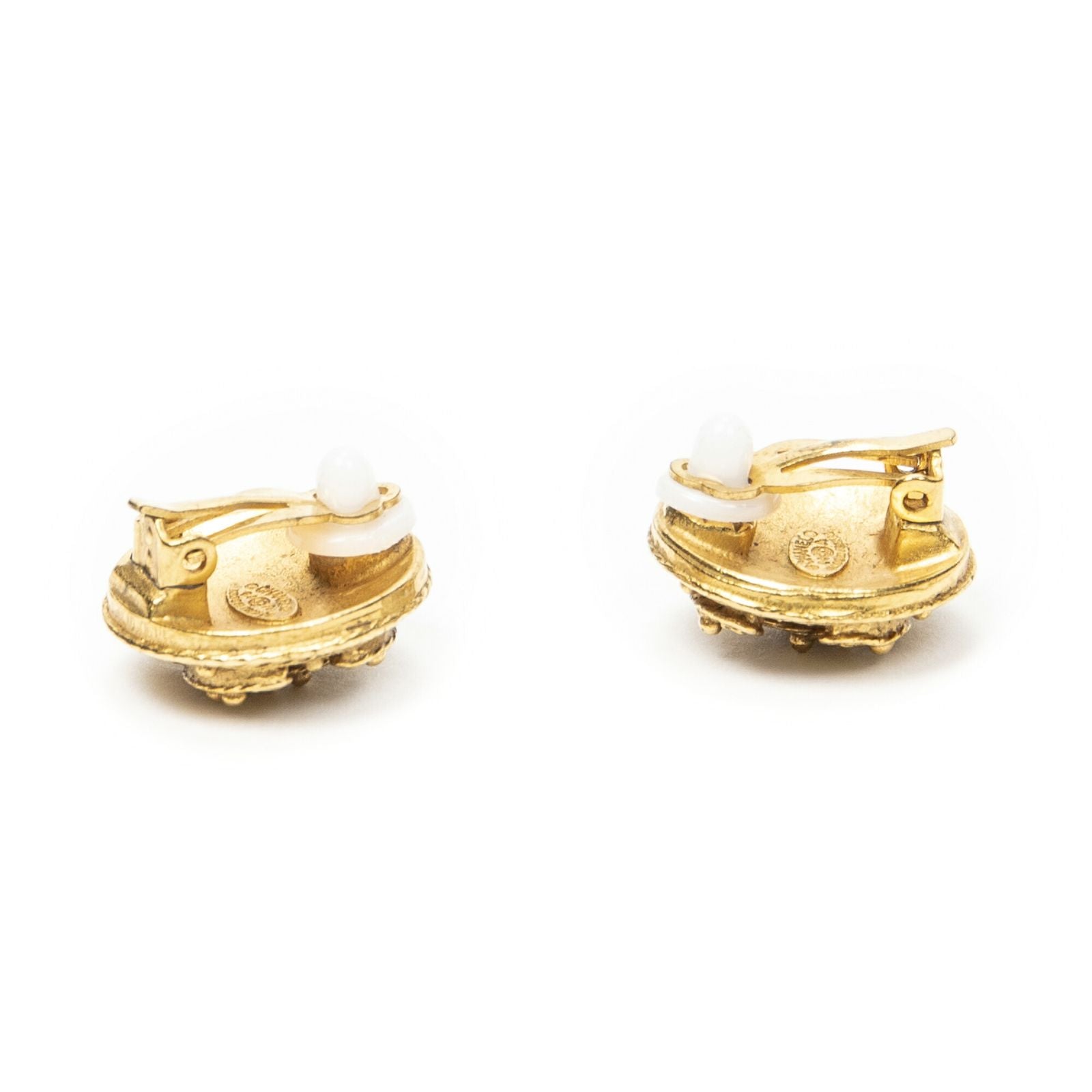 Chanel CC Logo Round Clip Type Earrings Gold Plated — view 2