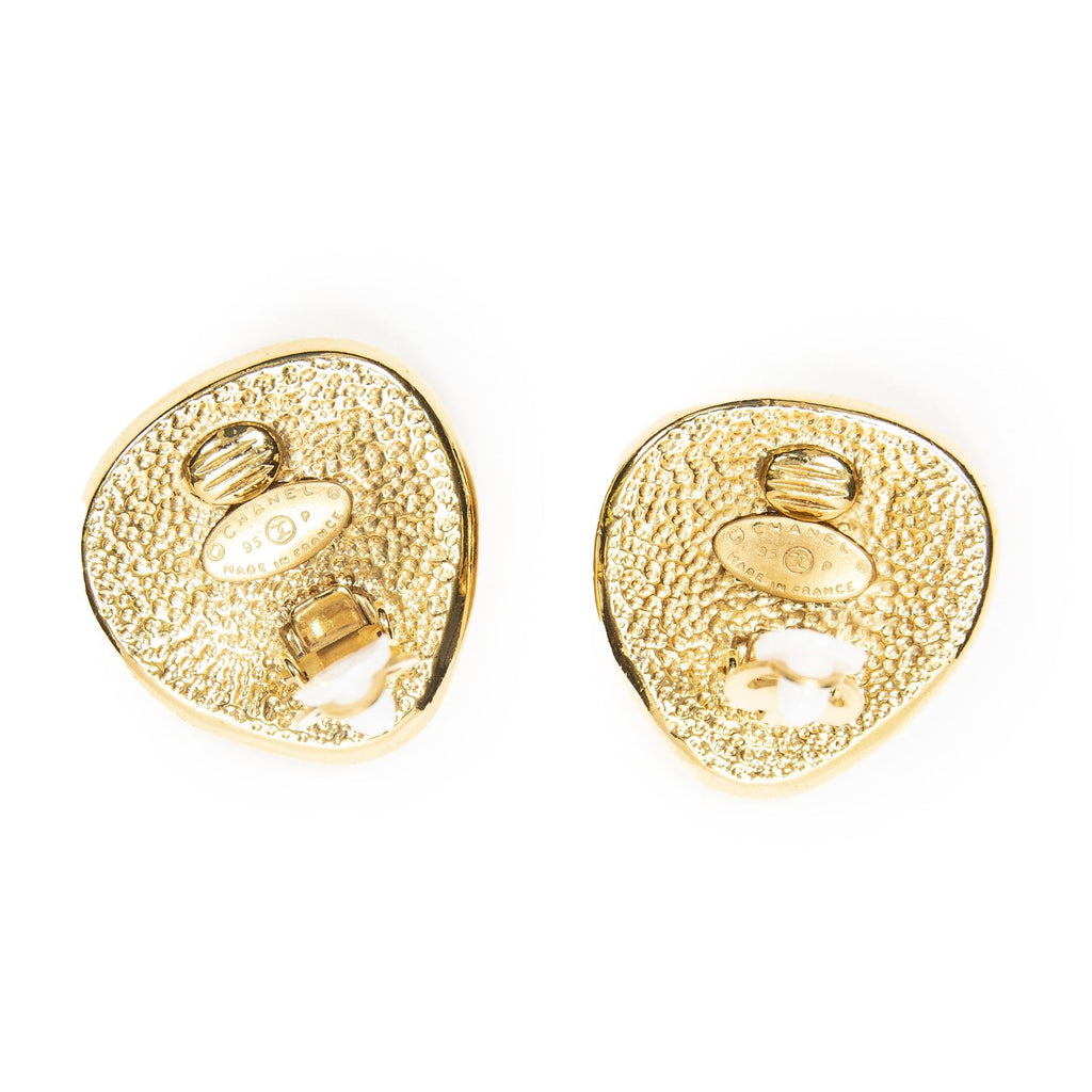 Chanel CC Rectangular Clip on Earrings Gold Plated — view 3
