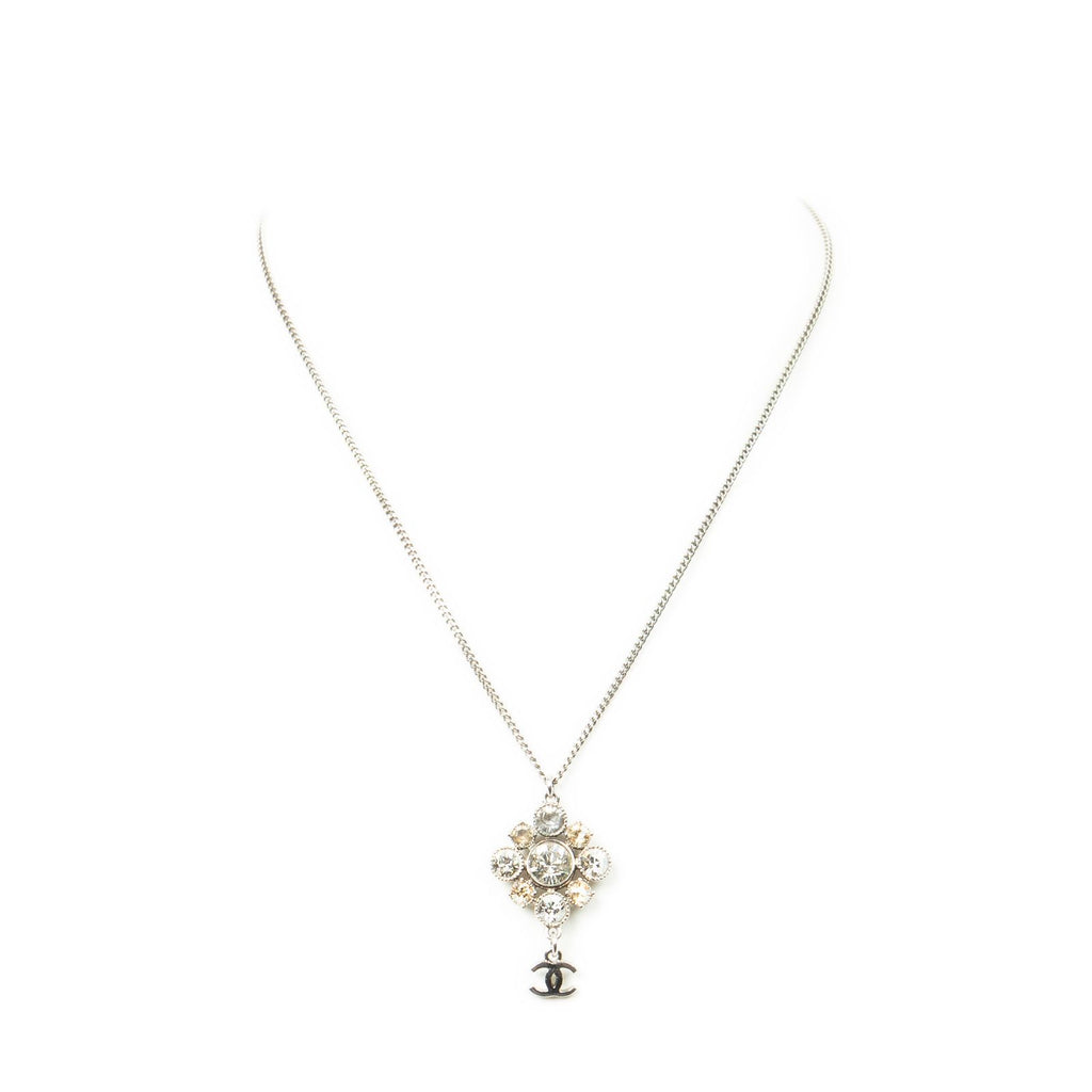 Chanel CC Round Pendant Necklace Silver Plating