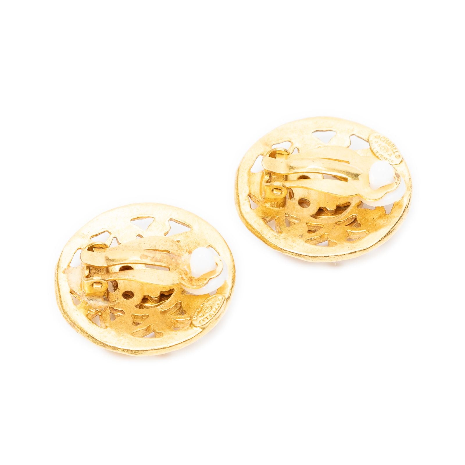 Chanel CC Logo Round Clip Type Earrings Gold Plated — view 2