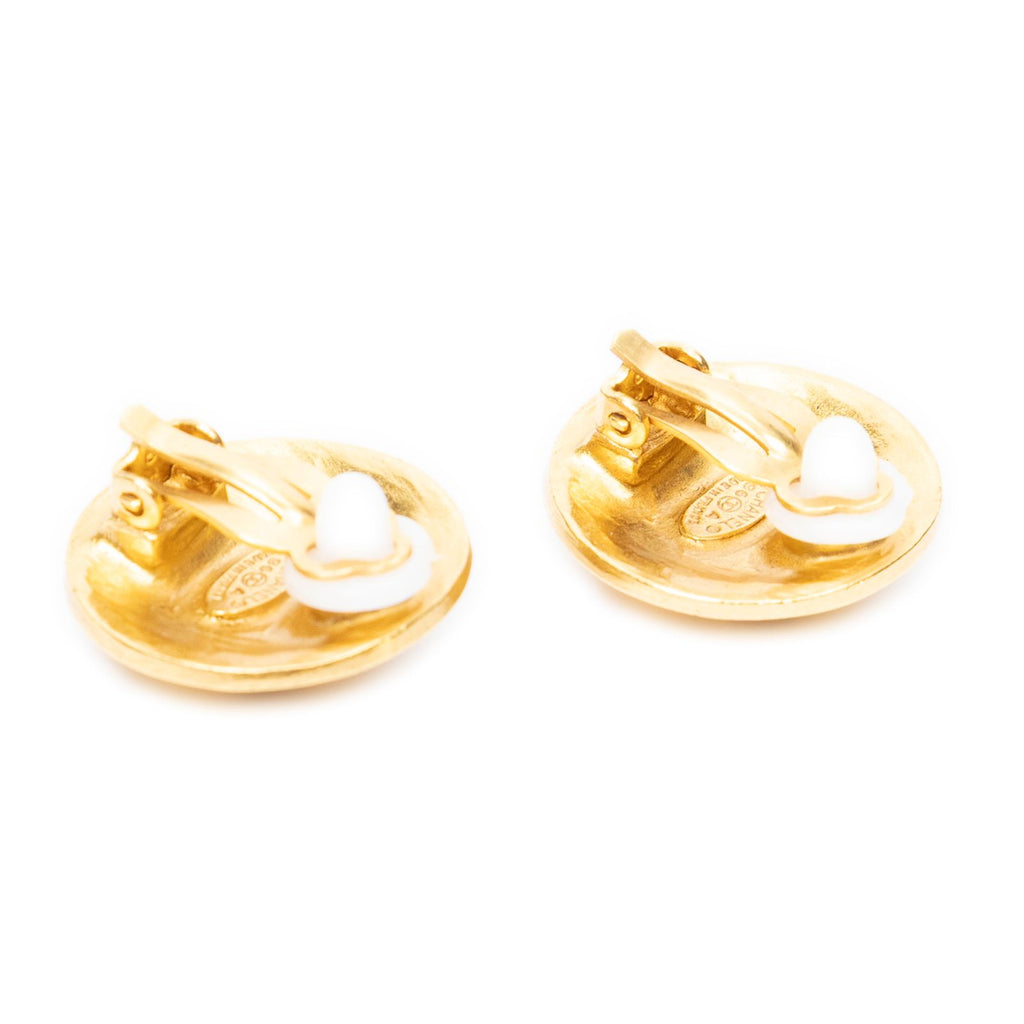 Chanel CC Logo Round Clip Type Earrings Gold Plated — view 2