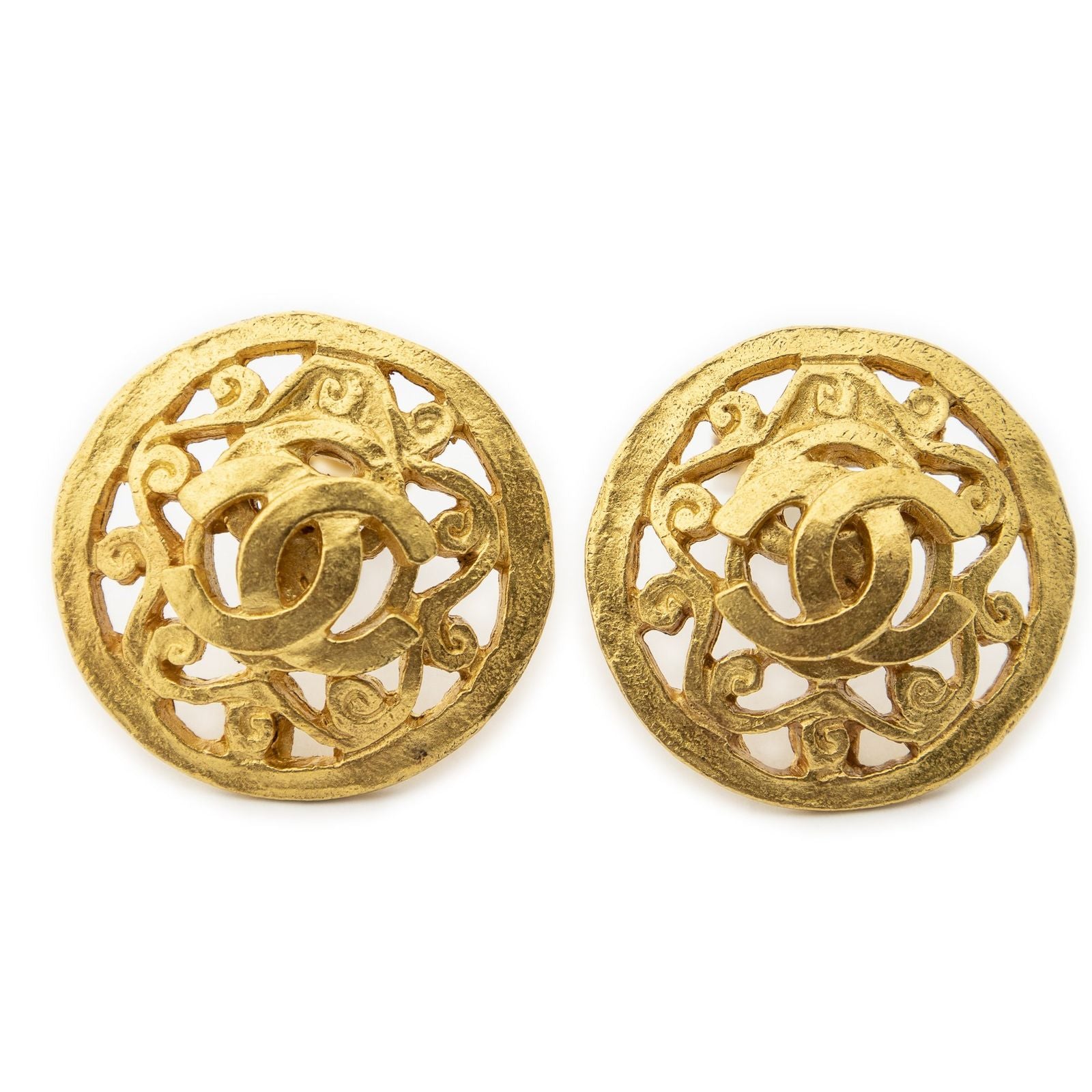 Chanel CC Logo Round Clip Type Earrings Gold Plated