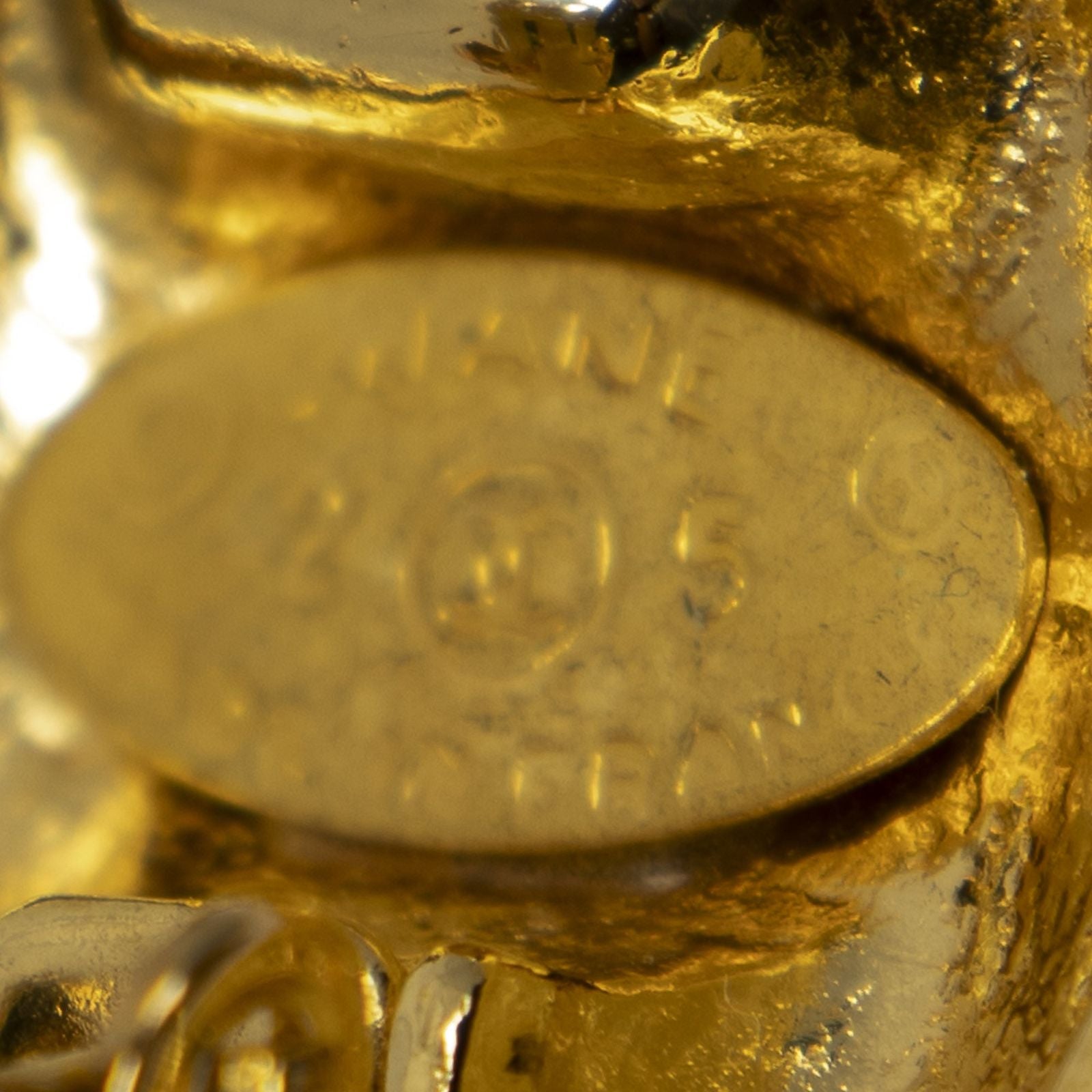 Chanel CC Quilted Round Disc Clip on Earrings Gold Plated — view 3